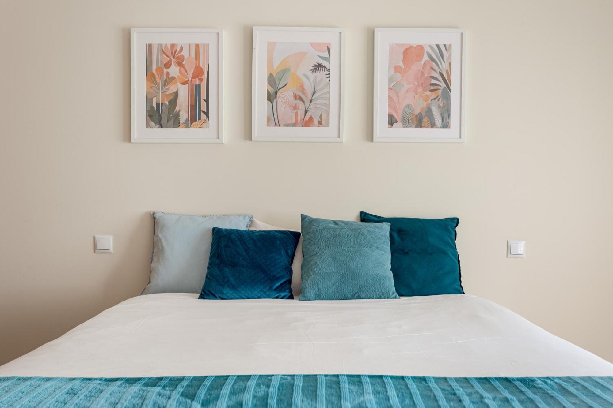 Joivy Stylish City Centre Flat With Parking Мая Екстер'єр фото