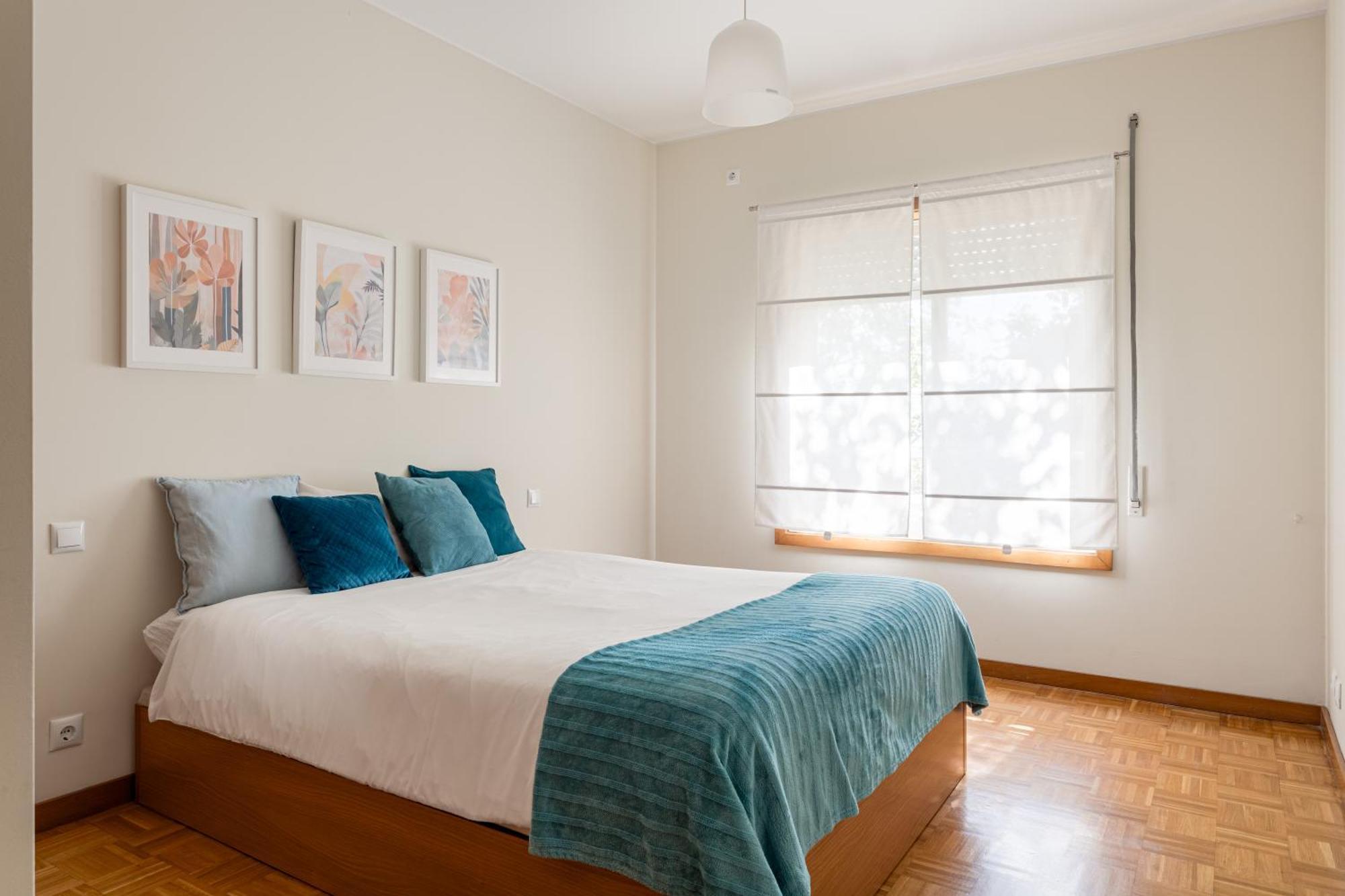 Joivy Stylish City Centre Flat With Parking Мая Екстер'єр фото