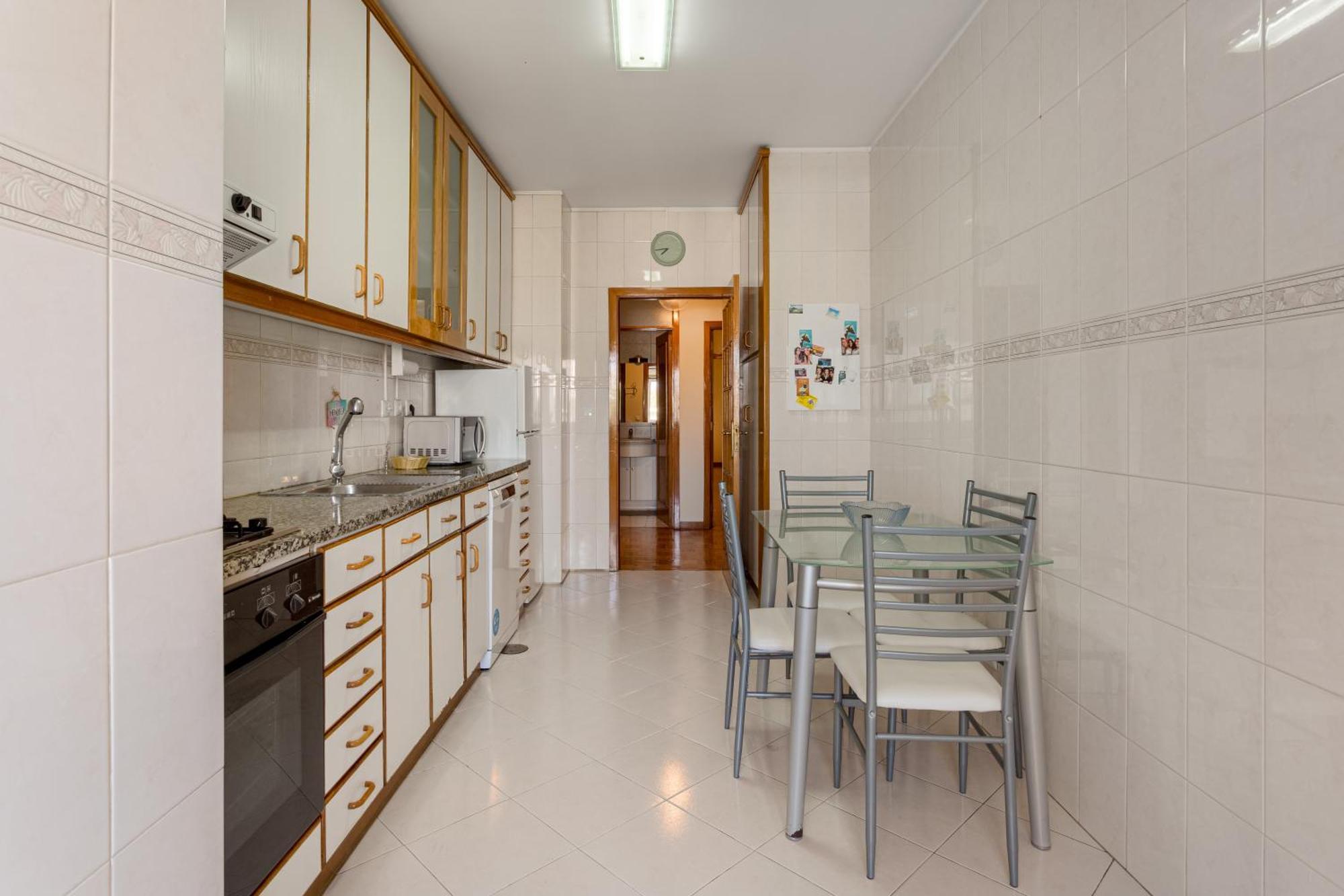 Joivy Stylish City Centre Flat With Parking Мая Екстер'єр фото